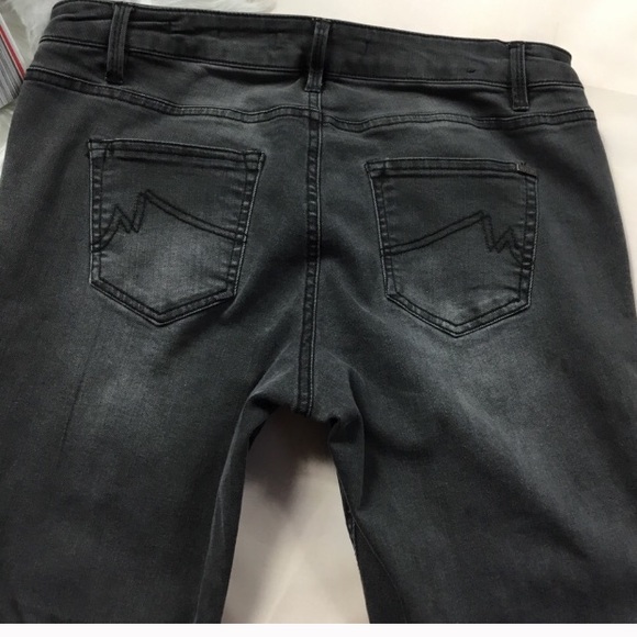 MAX JEANS GRAY SKINNY JEANS - Picture 8 of 8